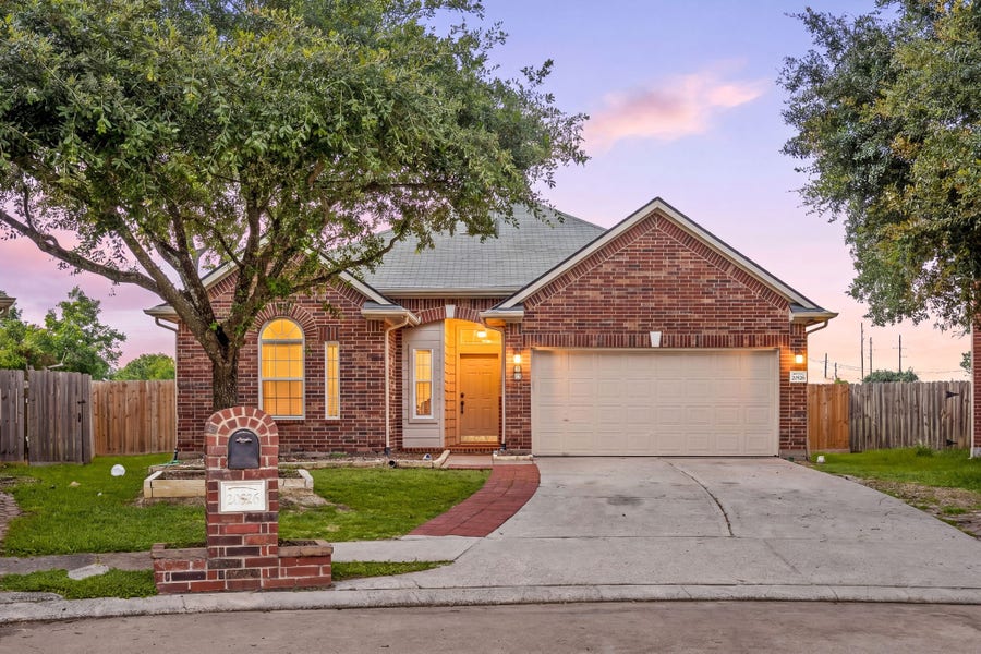 Property photo for 20526 Spring Lilac Lane, Spring, TX