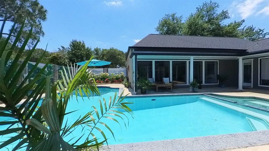 Property photo for 3339 Country Club Boulevard, Stafford, TX