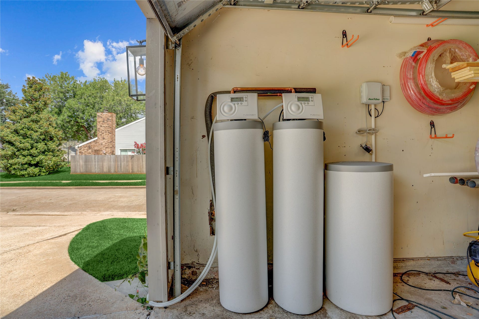 3311 Carmel Valley Drive, Missouri City, TX 77459 Valuable home upgrade: whole home water purification and softener system designed for cleaner, softer water.