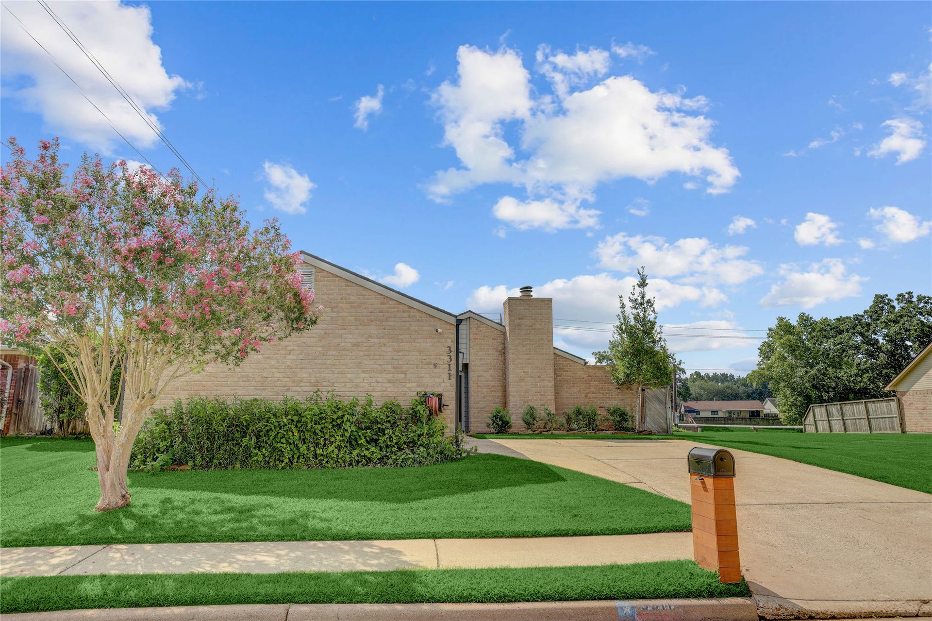 3311 Carmel Valley Drive, Missouri City, TX 77459 Mature landscaping and well maintained brick exterior make an amazing statement when coming home.