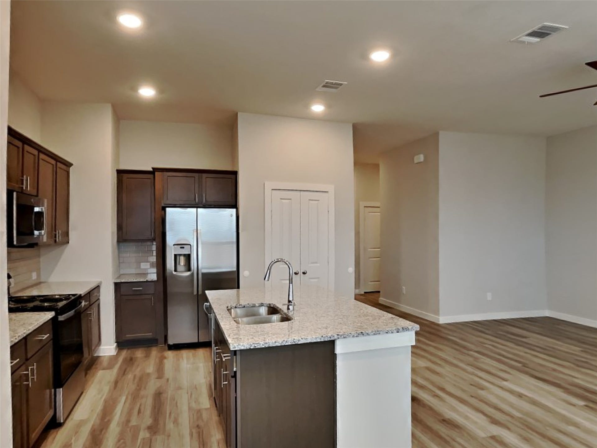 2355 Cohorn Trail, Richmond, TX 77469 2355 Cohorn Trail, Richmond, TX 77469