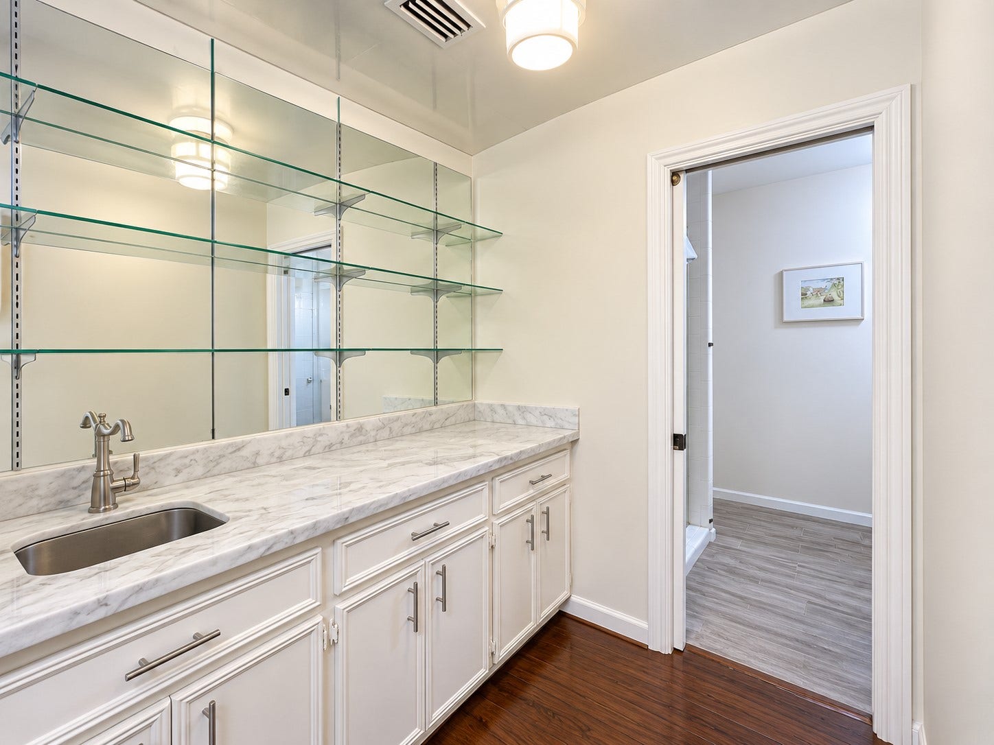 201 Vanderpool Lane, #86, Houston, TX 77024 wet bar
