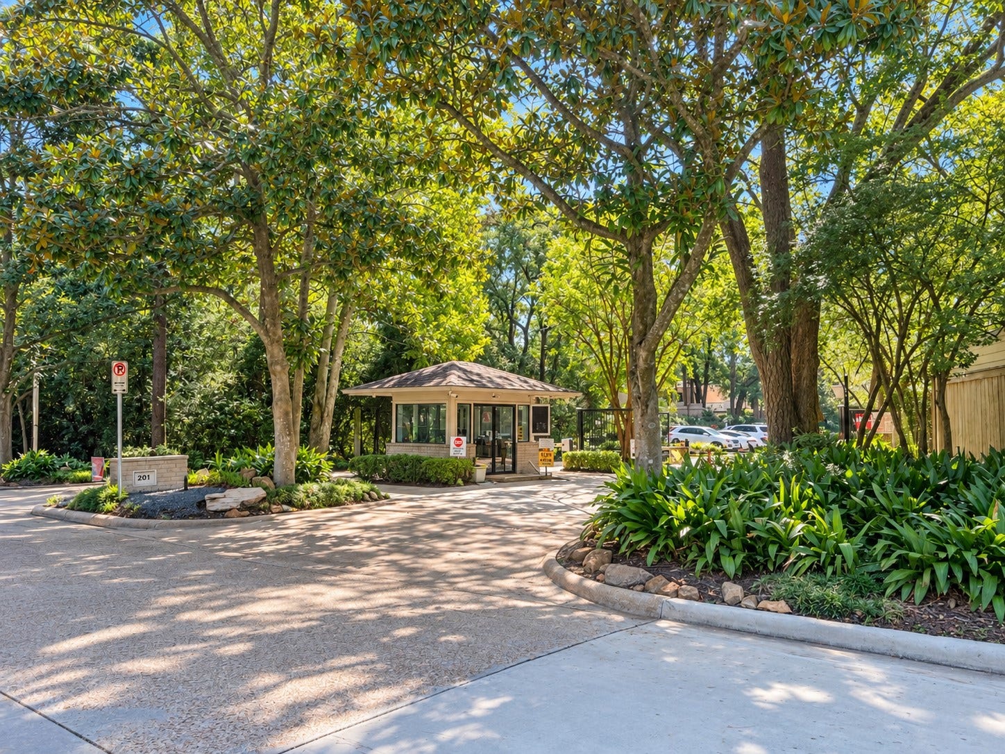 201 Vanderpool Lane, #86, Houston, TX 77024 24 hours security guard