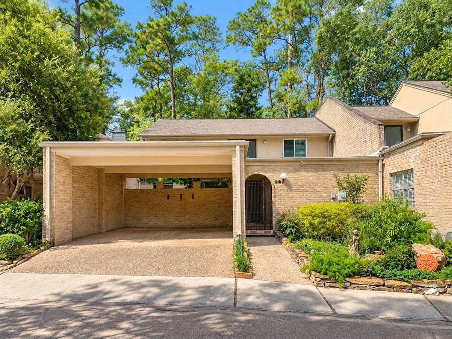 Property photo for 201 Vanderpool Lane, #86, Houston, TX