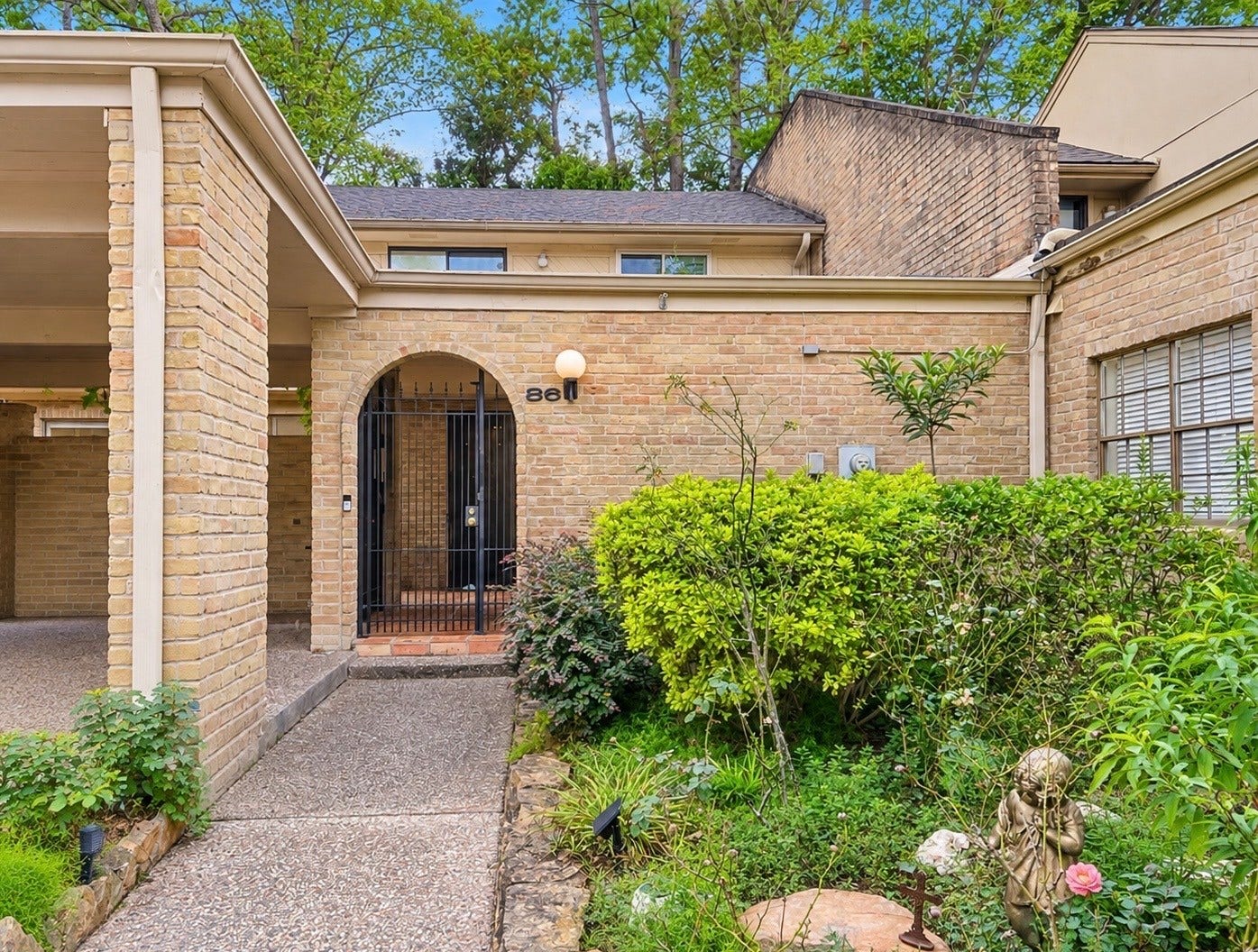 201 Vanderpool Lane, #86, Houston, TX 77024 front yard for your own garden
