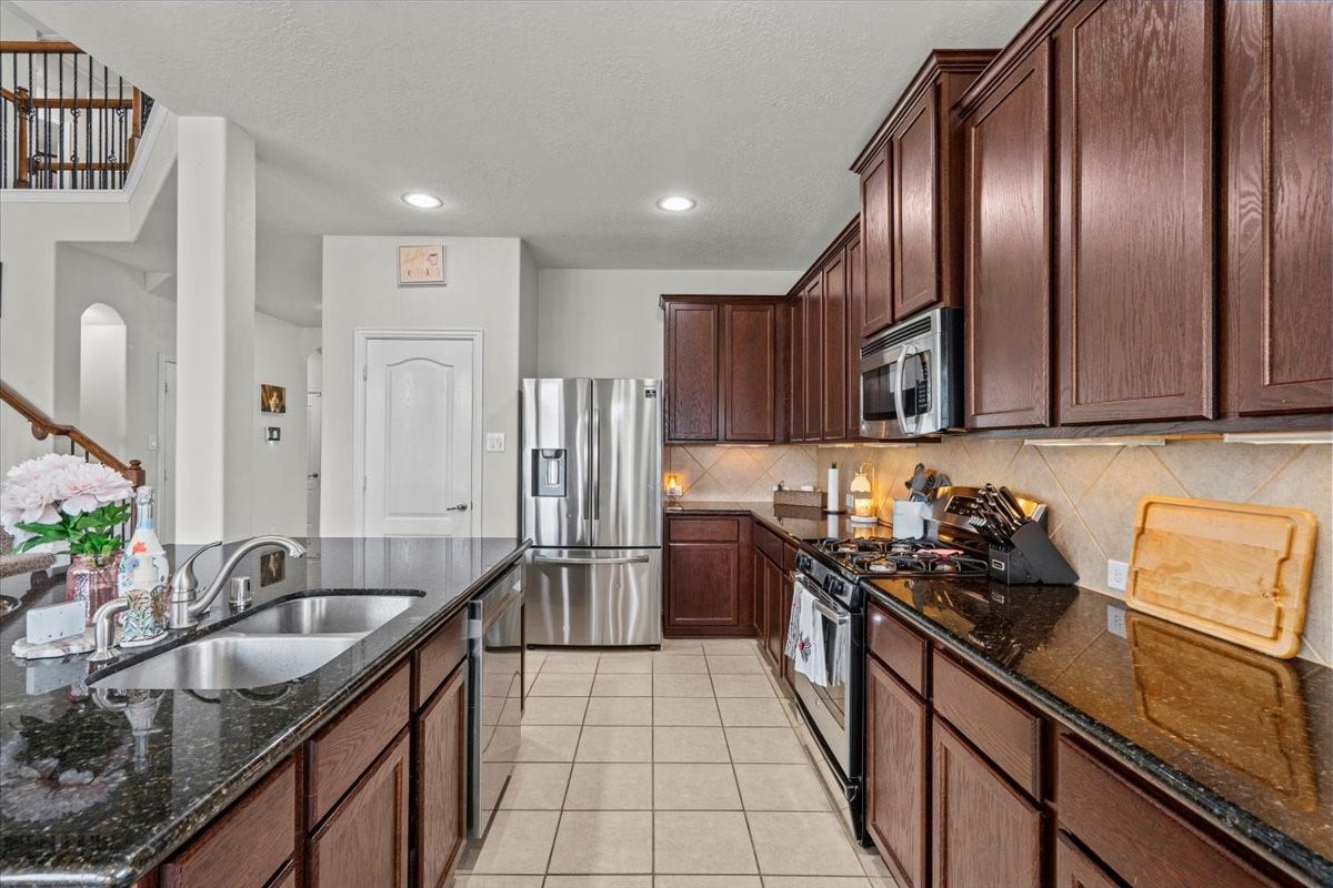 2871 Ginger Cove Lane, Dickinson, TX 77539 2871 Ginger Cove Lane, Dickinson, TX 77539