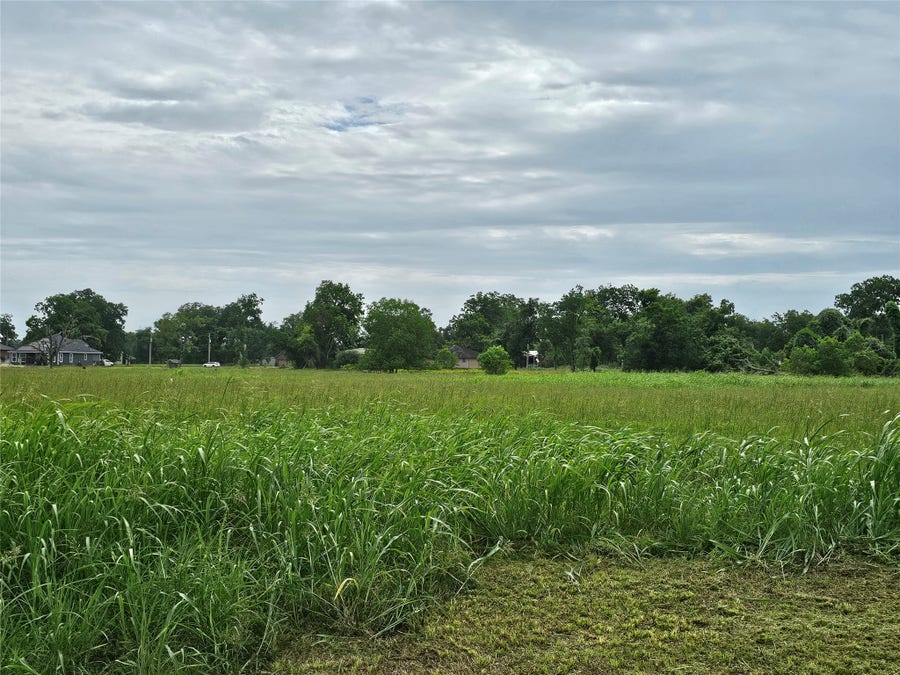 Property photo for Lot 21 Wrangler Bend, Angleton, TX