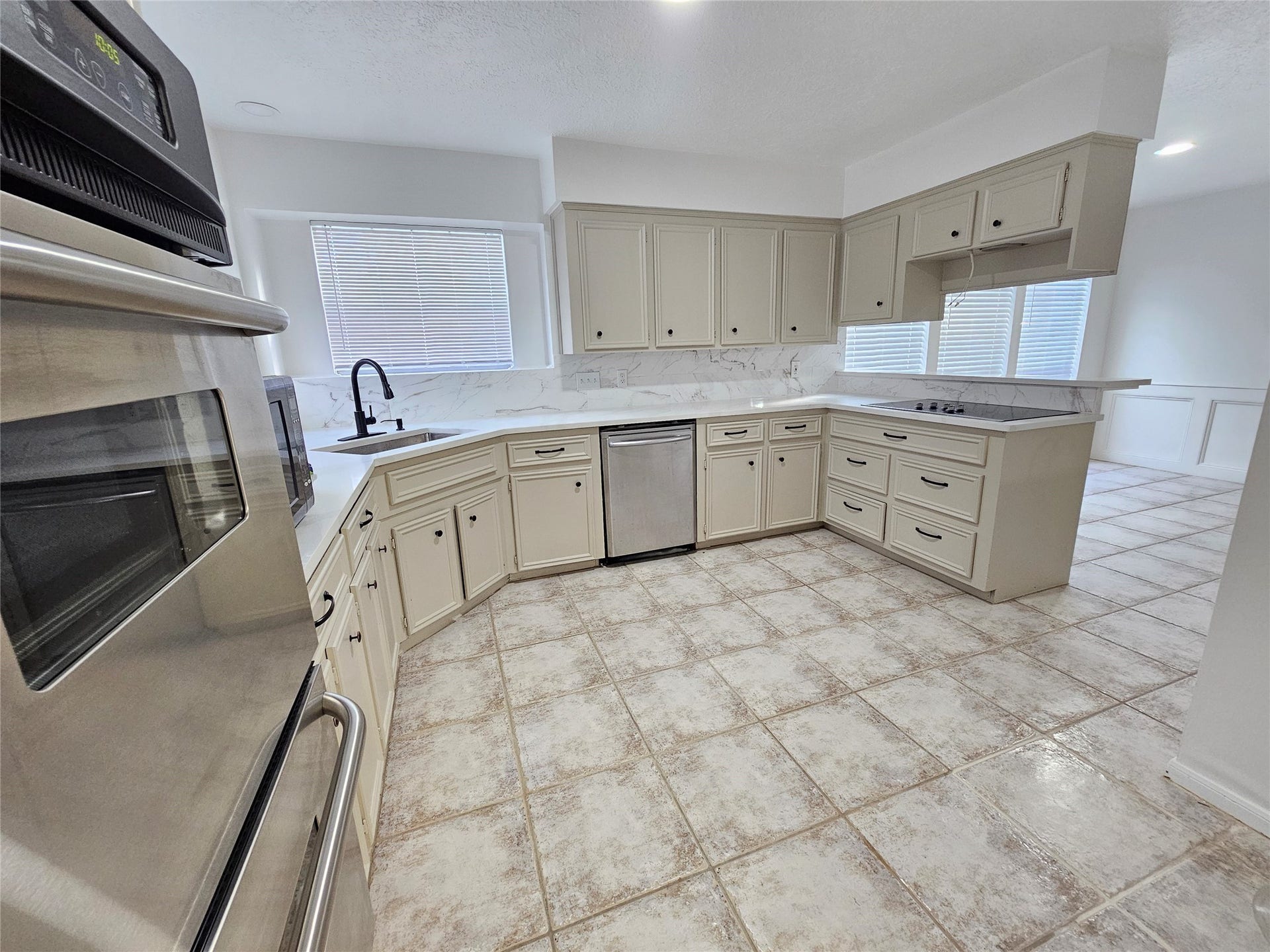 4707 Bradstone Drive, Houston, TX 77084 4707 Bradstone Drive, Houston, TX 77084