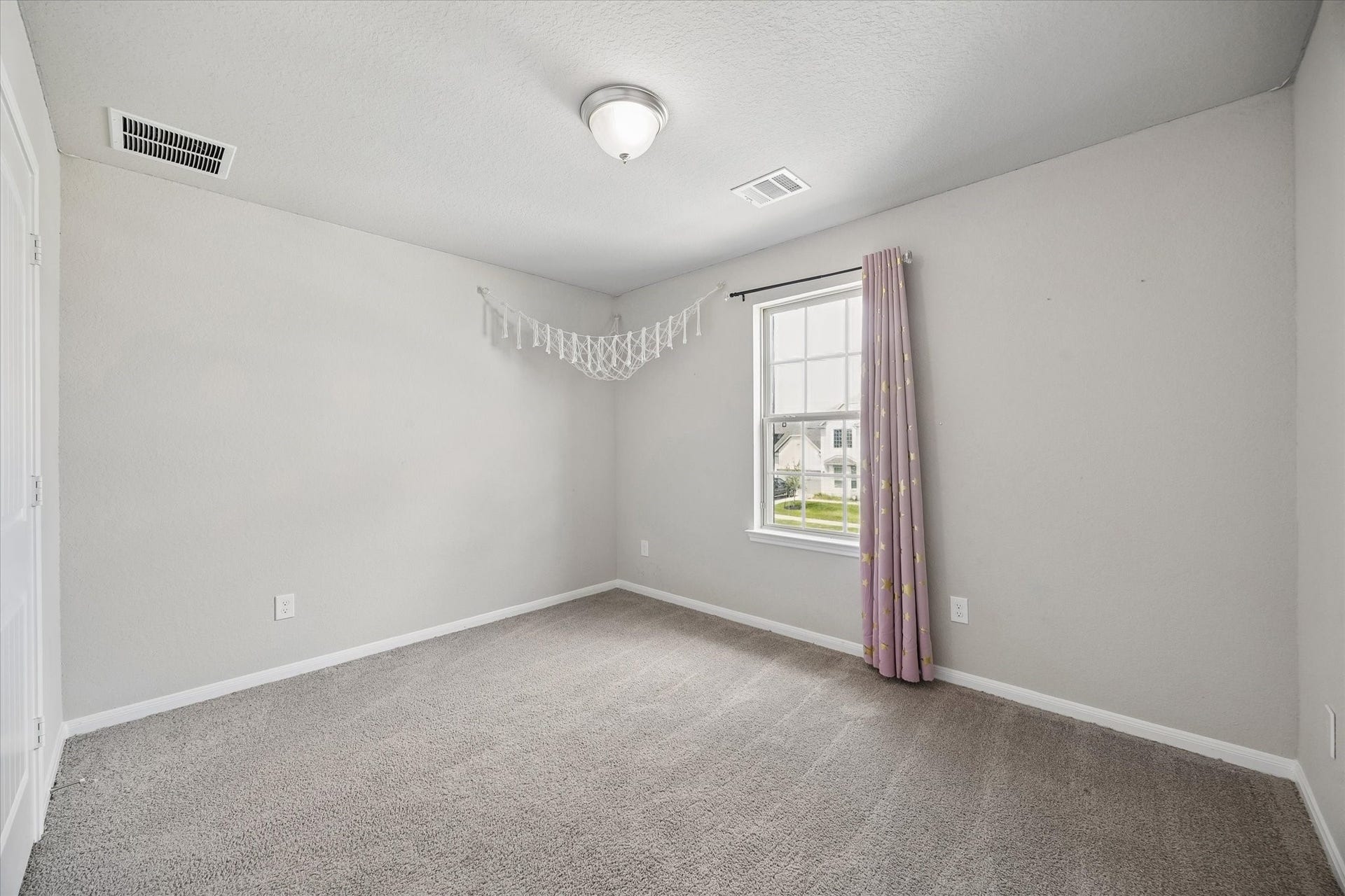 5911 Wayne Way, Rosenberg, TX 77471