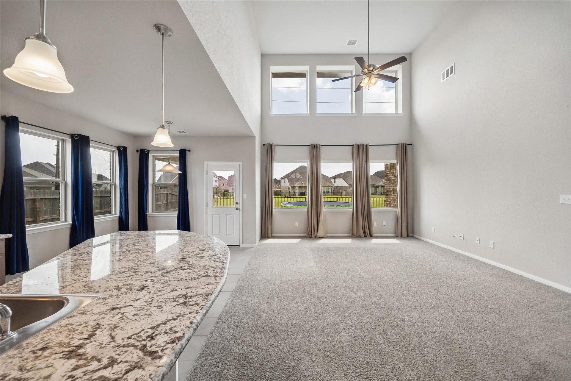 5911 Wayne Way, Rosenberg, TX 77471