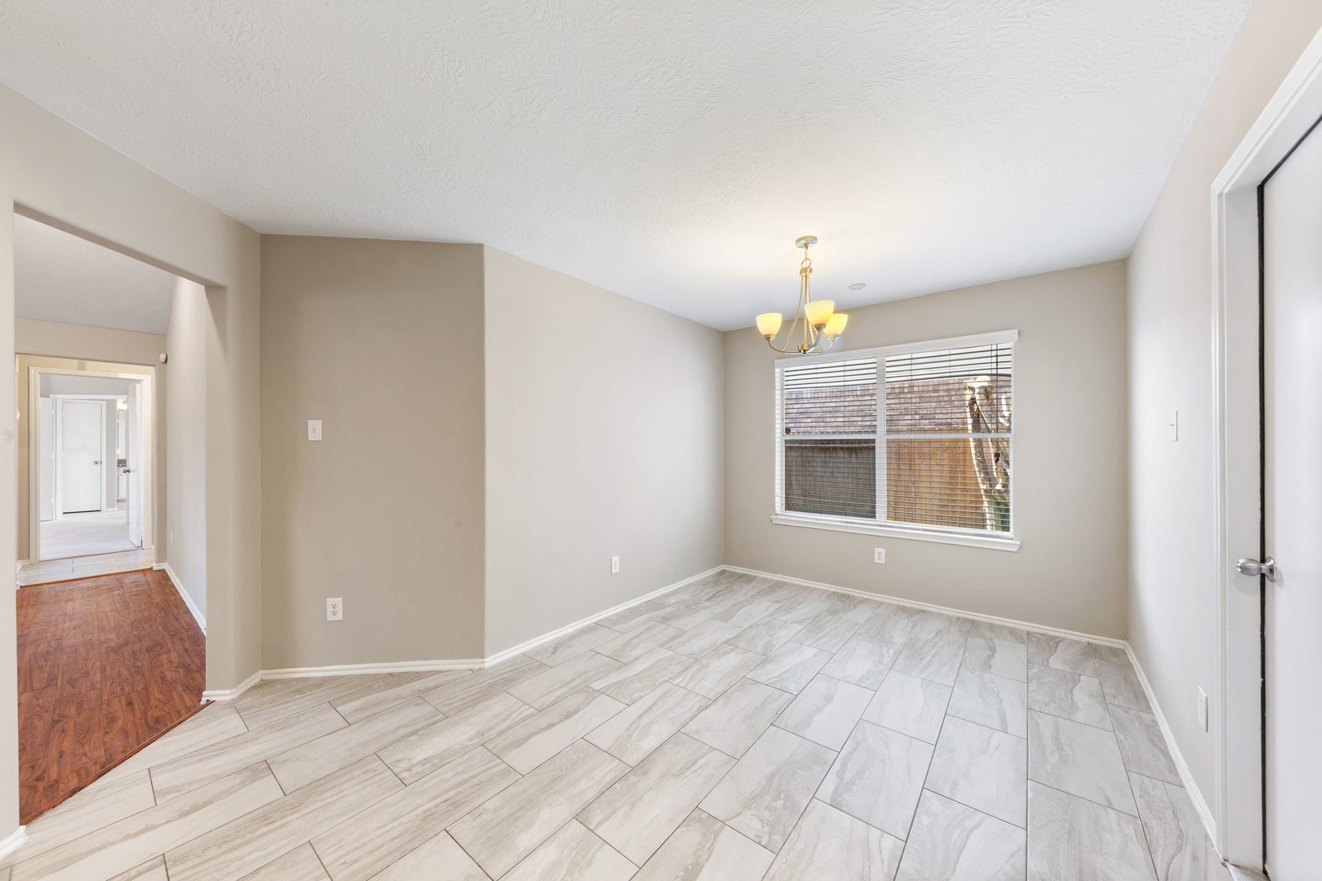 1111 Magnolia Dale Drive, Fresno, TX 77545 1111 Magnolia Dale Drive, Fresno, TX 77545