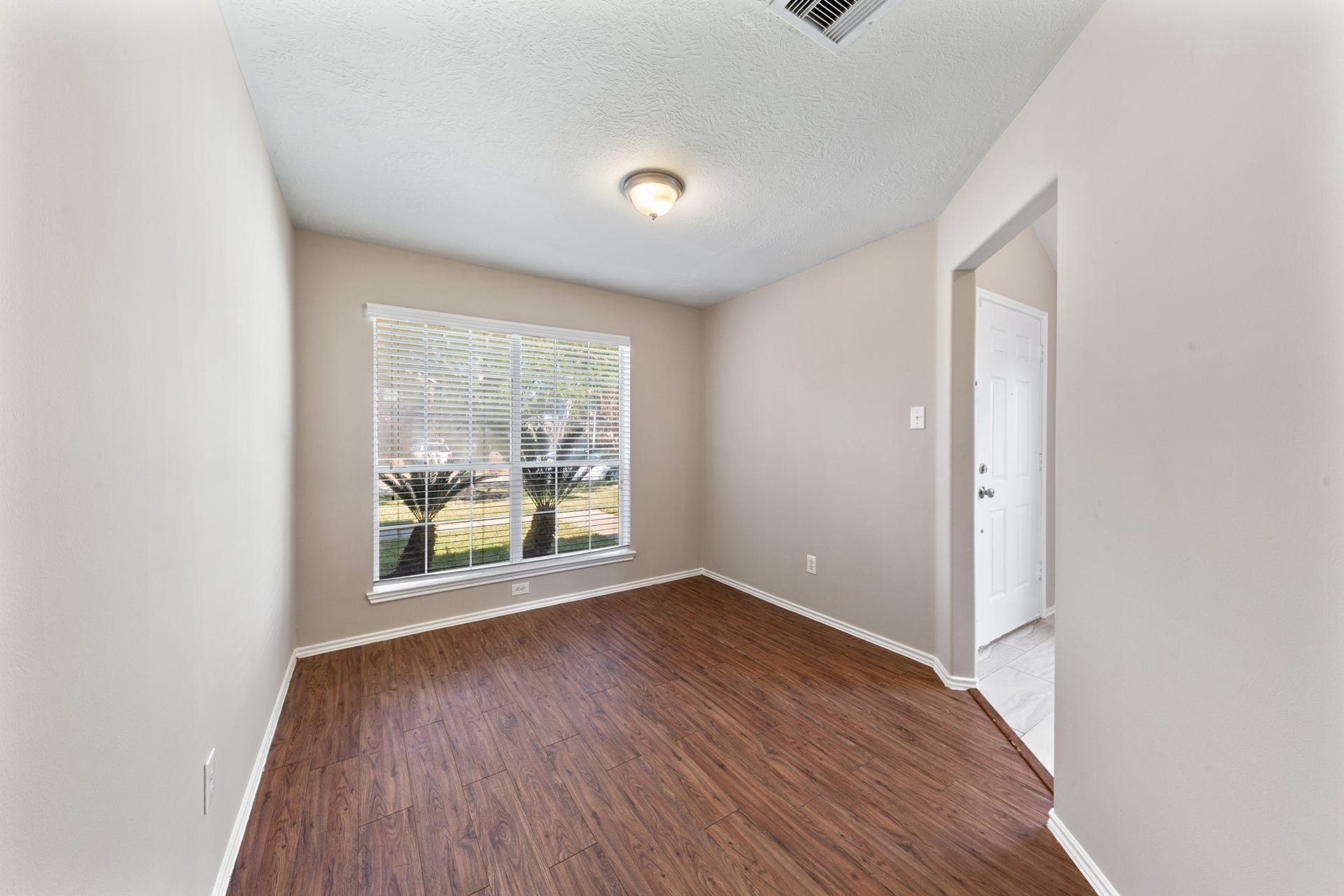 1111 Magnolia Dale Drive, Fresno, TX 77545 1111 Magnolia Dale Drive, Fresno, TX 77545