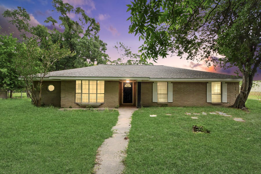 Property photo for 19435 Interstate 45, Spring, TX