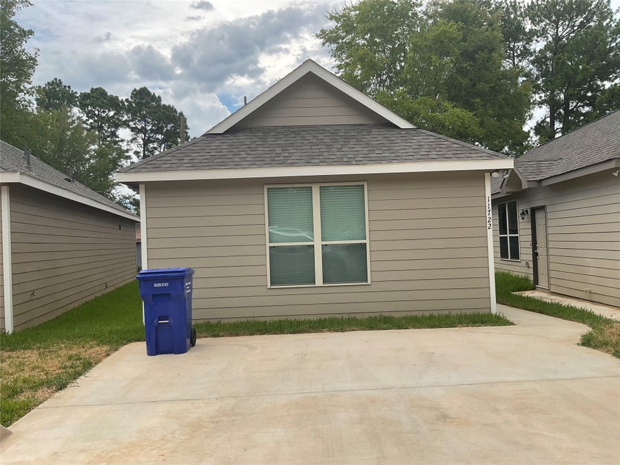 Property photo for 11722 White Cedar Street, Willis, TX