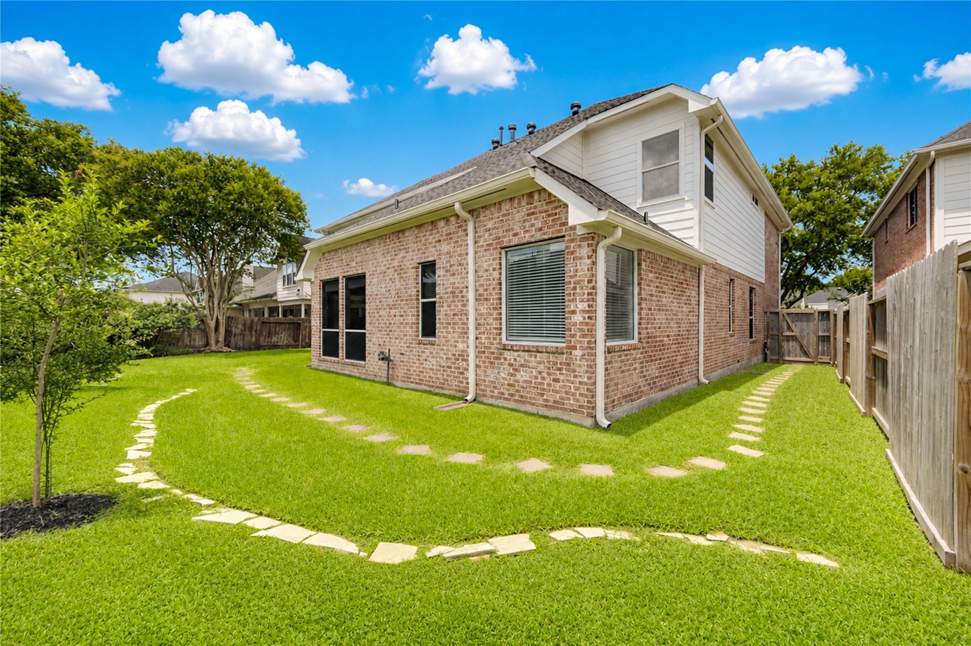 13211 Dusty Grove Lane, Sugar Land, TX 77498 13211 Dusty Grove Lane, Sugar Land, TX 77498