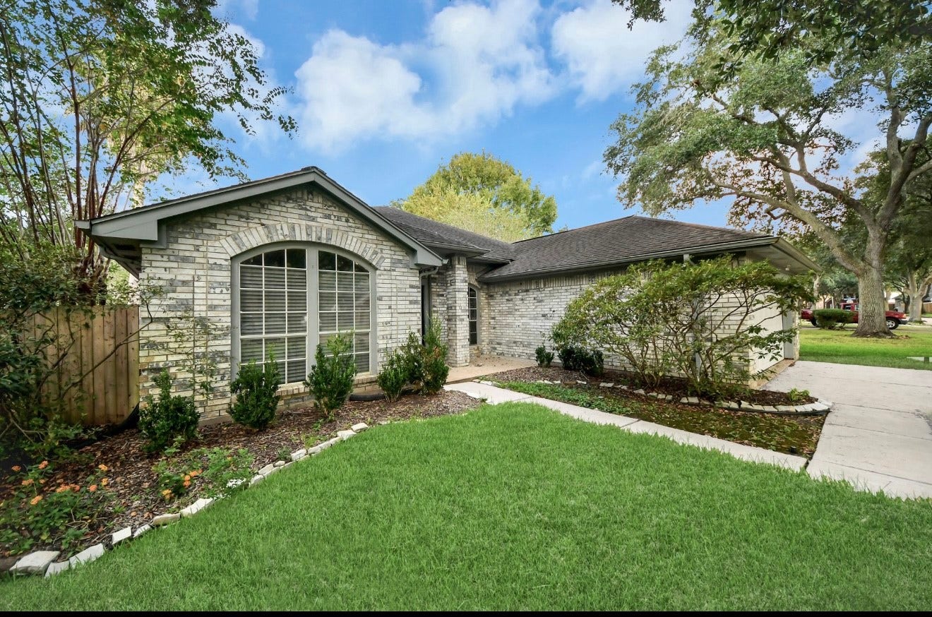 223 W New Meadows Drive, Sugar Land, TX 77479 223 W New Meadows Drive, Sugar Land, TX 77479