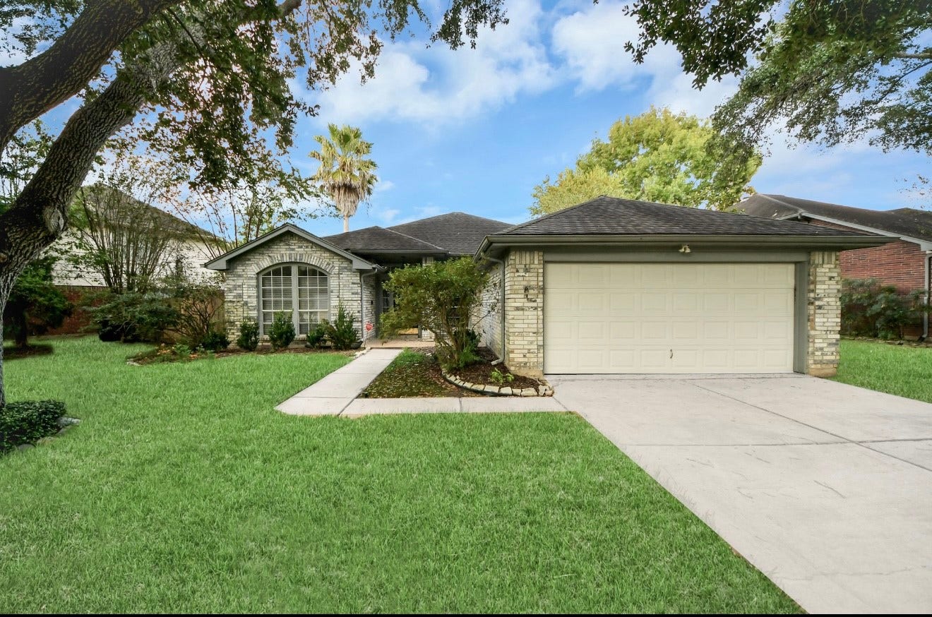 223 W New Meadows Drive, Sugar Land, TX 77479 223 W New Meadows Drive, Sugar Land, TX 77479