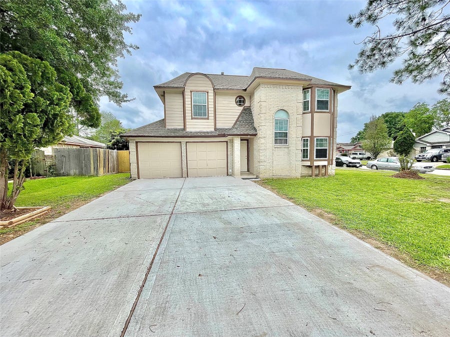 Property photo for 10910 Olivewood Drive, Houston, TX