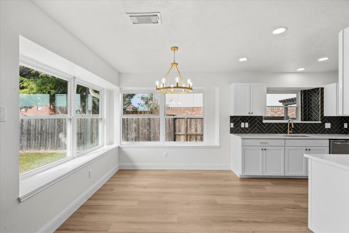 1704 San Jose Street, Friendswood, TX 77546 1704 San Jose Street, Friendswood, TX 77546