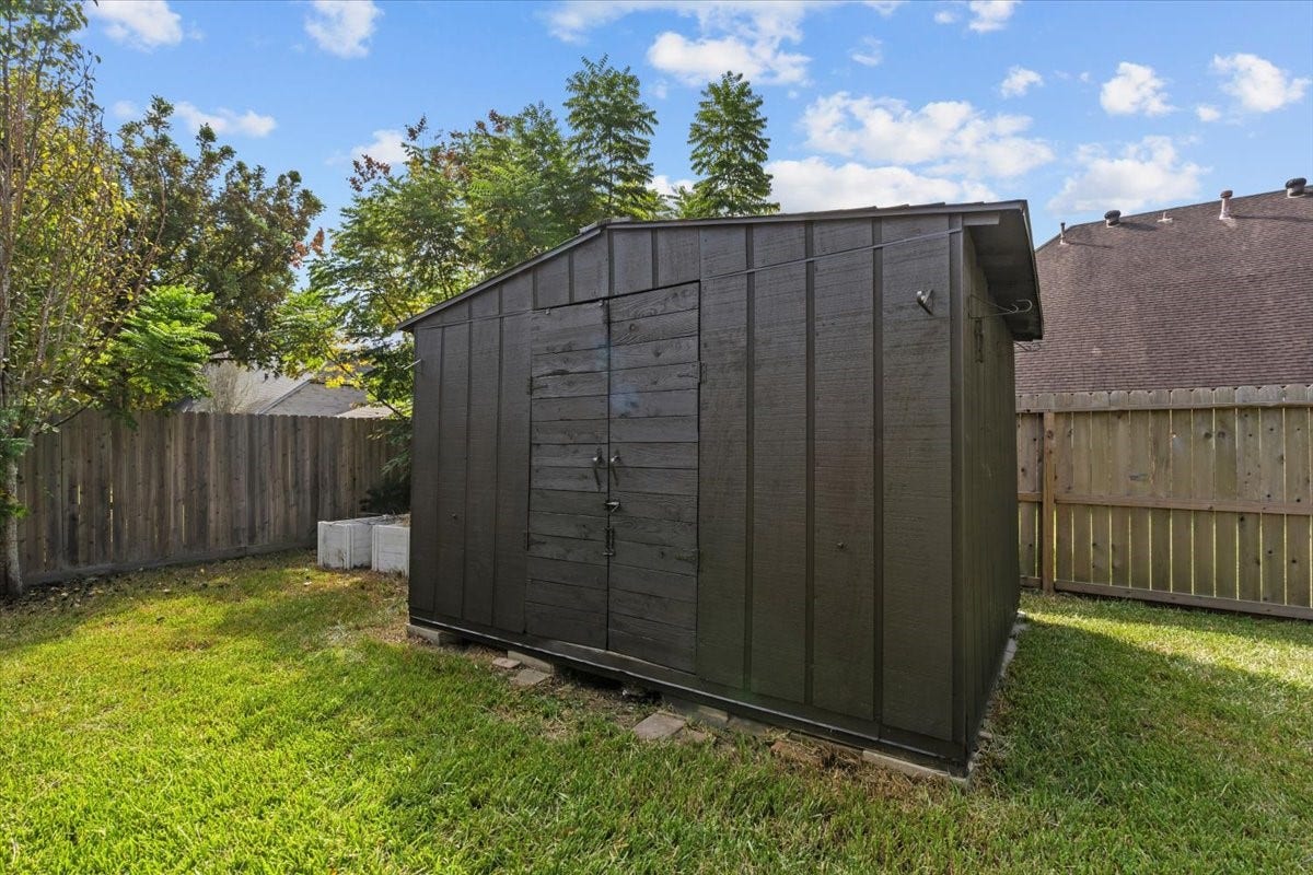 1704 San Jose Street, Friendswood, TX 77546 Shed in the backyard