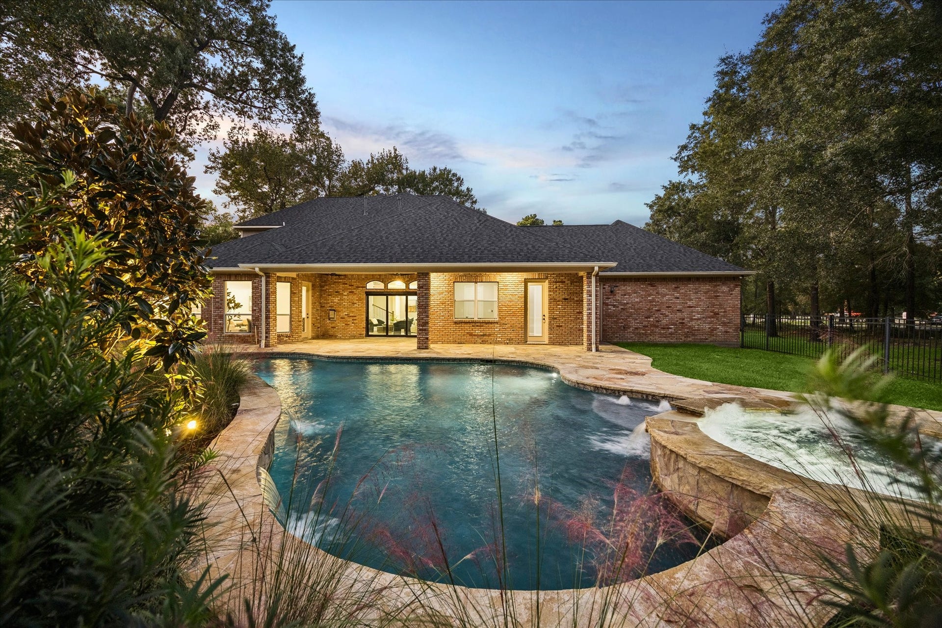 3710 Chateau Cove, Spring, TX 77386 3710 Chateau Cove, Spring, TX 77386
