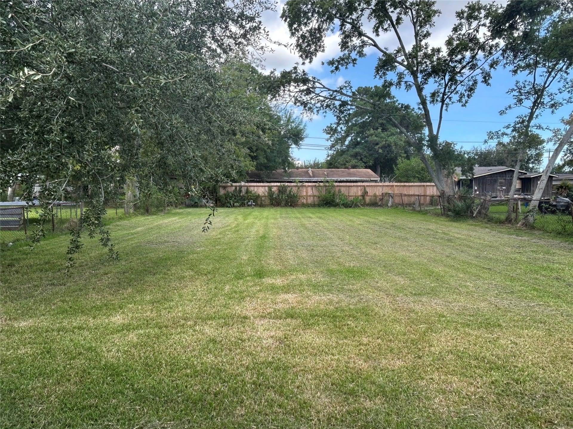 2918 3rd Avenue N, Texas City, TX 77590 2918 3rd Avenue N, Texas City, TX 77590
