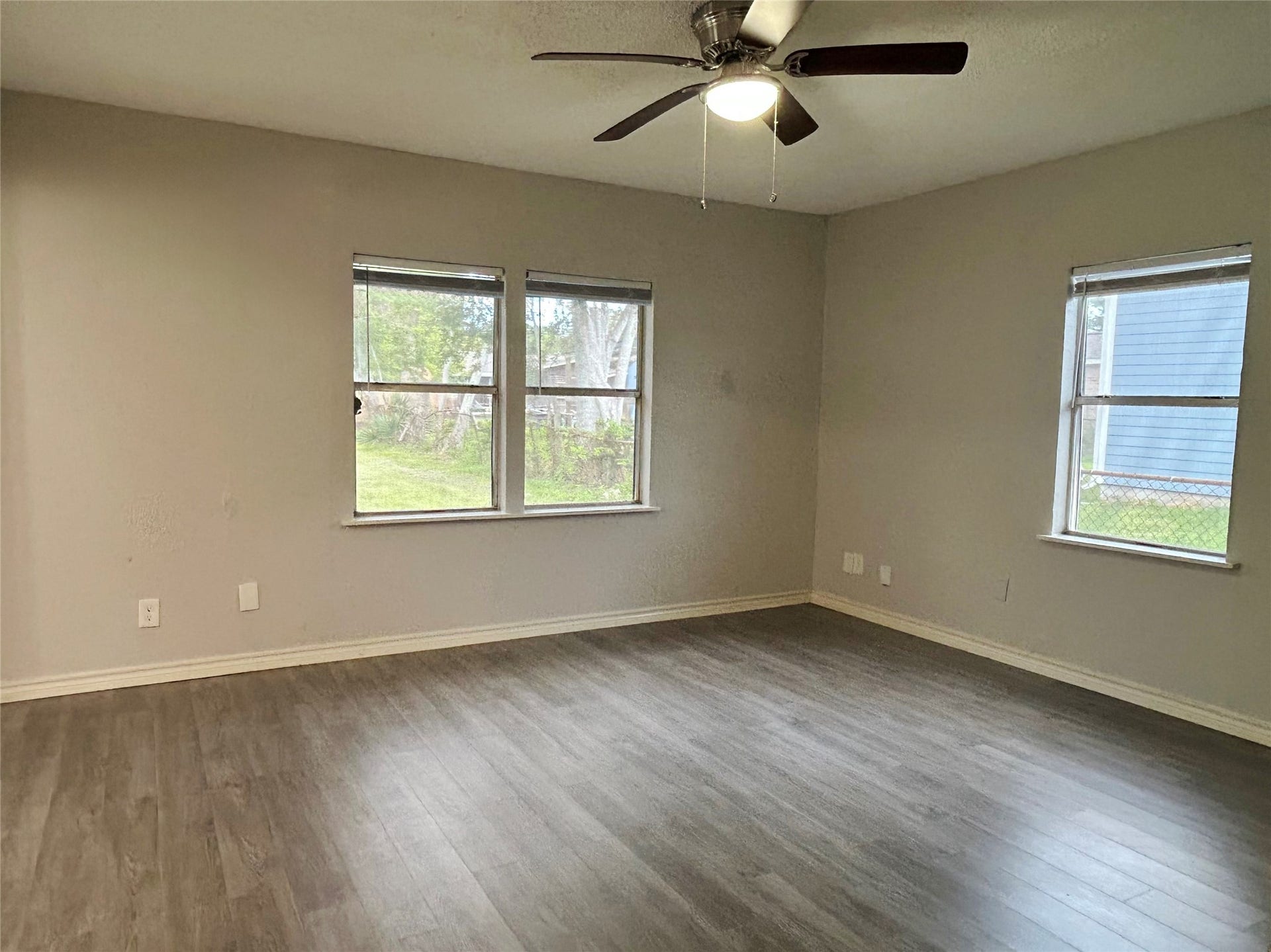 2918 3rd Avenue N, Texas City, TX 77590 2918 3rd Avenue N, Texas City, TX 77590