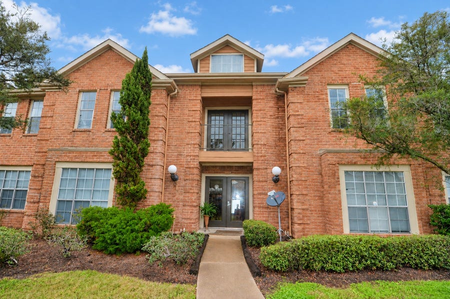 Property photo for 12400 Overbrook Lane, #41C, Houston, TX