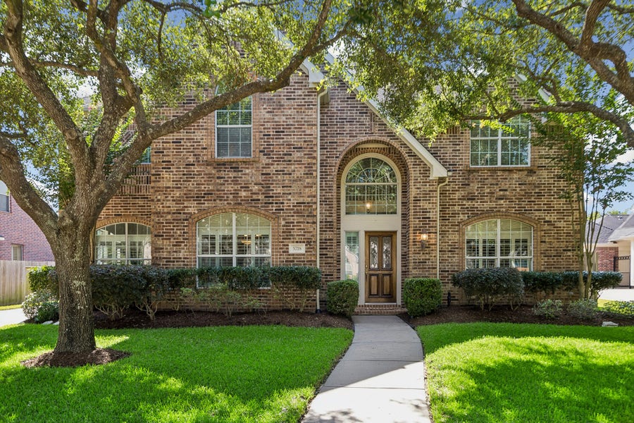 Property photo for 5718 Brennan Ridge Lane, Katy, TX