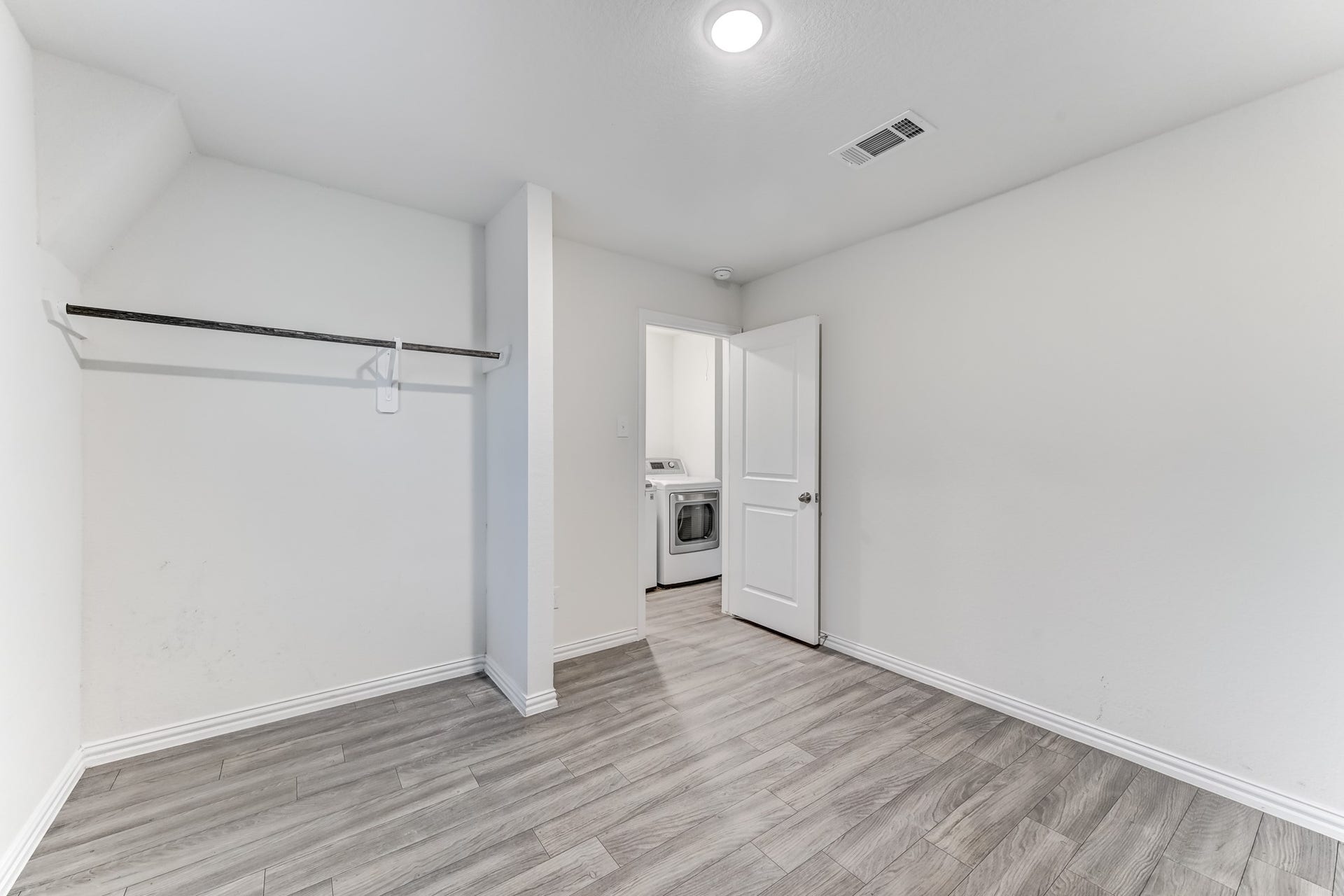 7925 Way Street, Houston, TX 77028