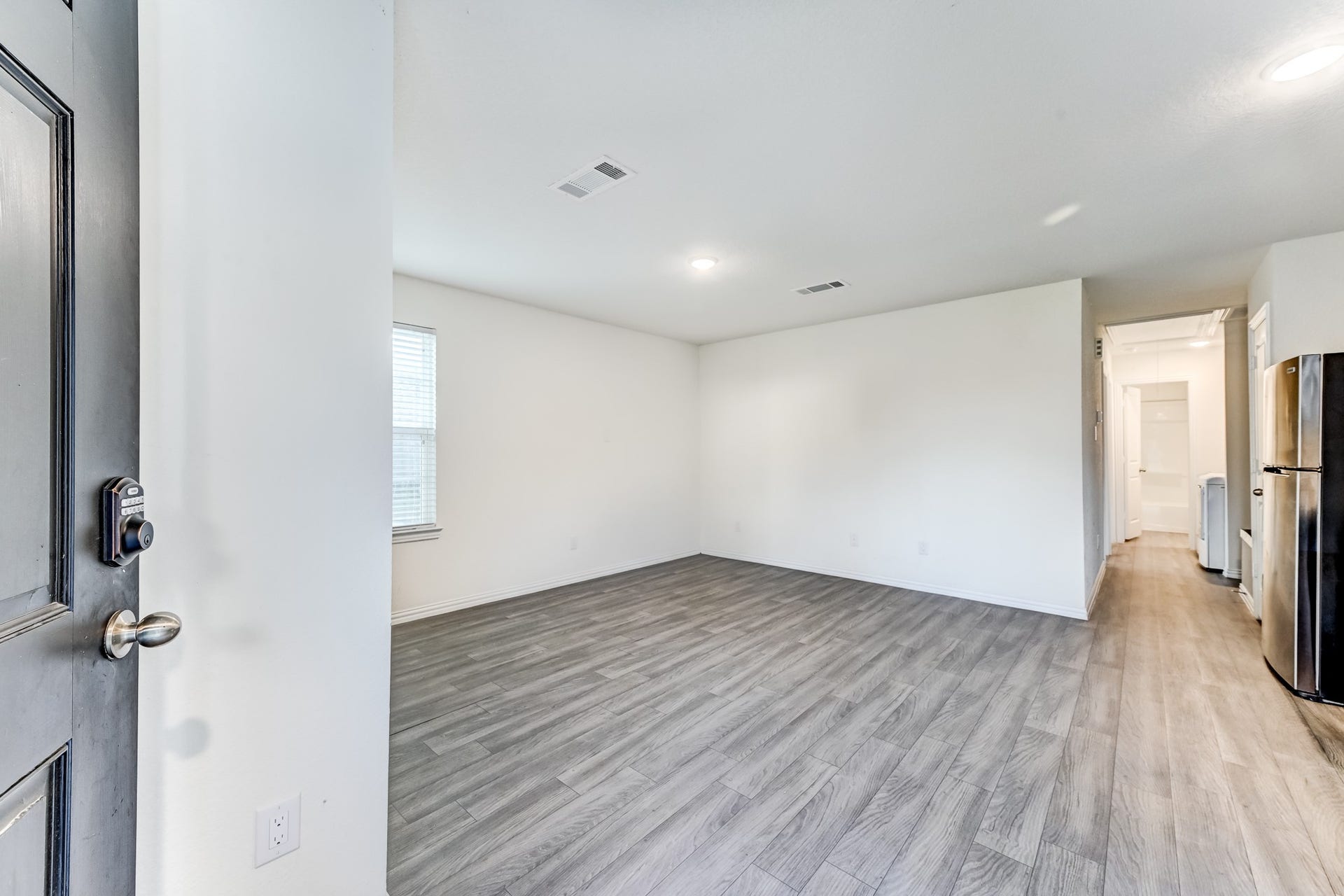 7925 Way Street, Houston, TX 77028