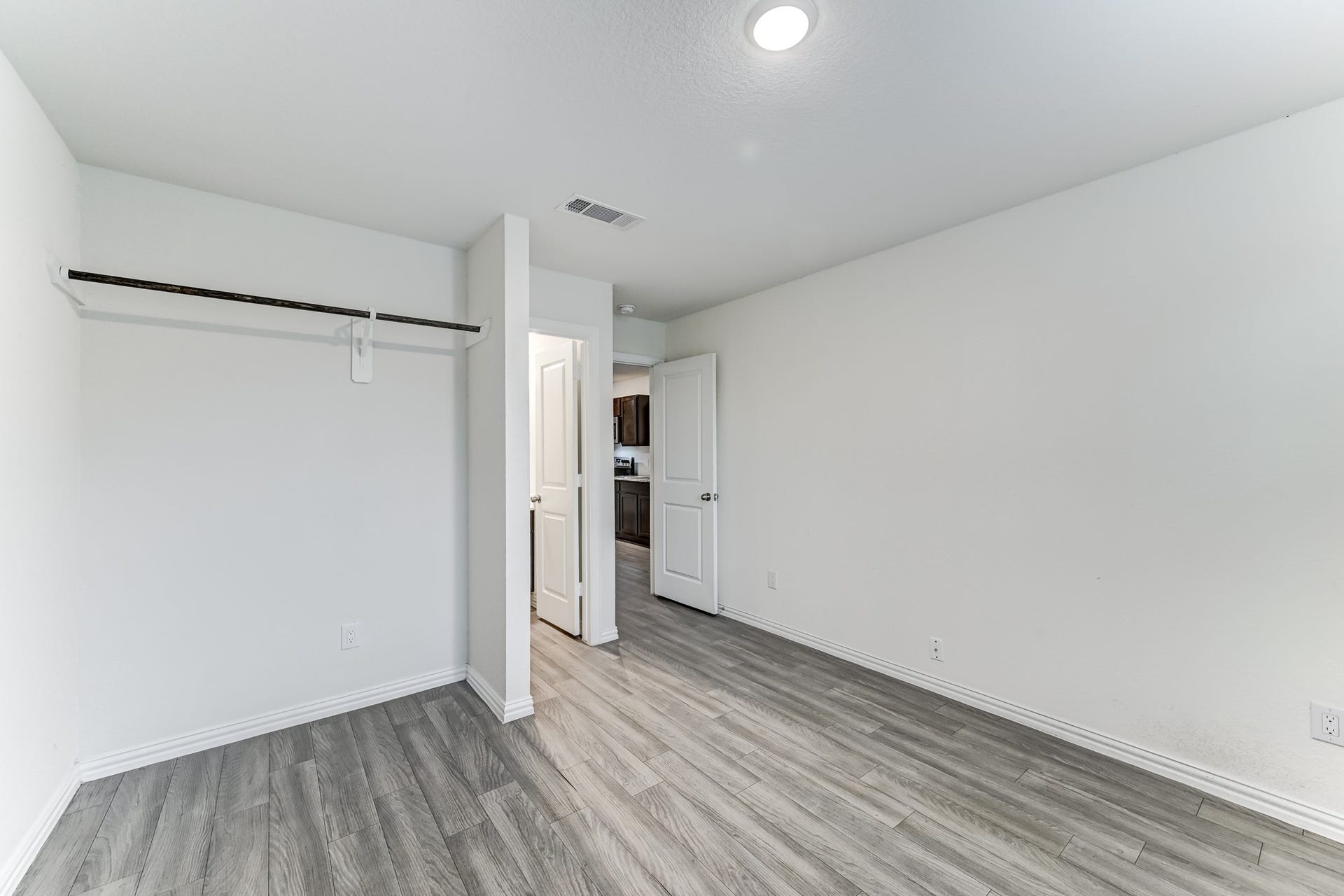 7925 Way Street, Houston, TX 77028