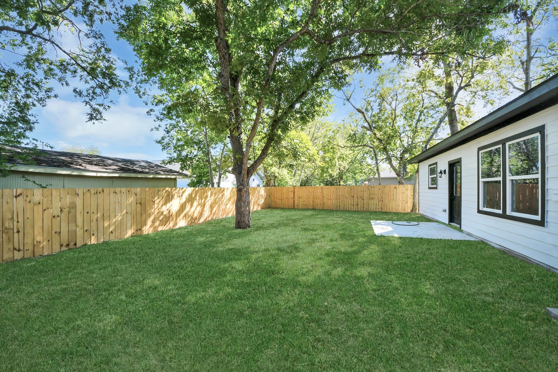 8235 Canyon Street, Houston, TX 77051 8235 Canyon Street, Houston, TX 77051