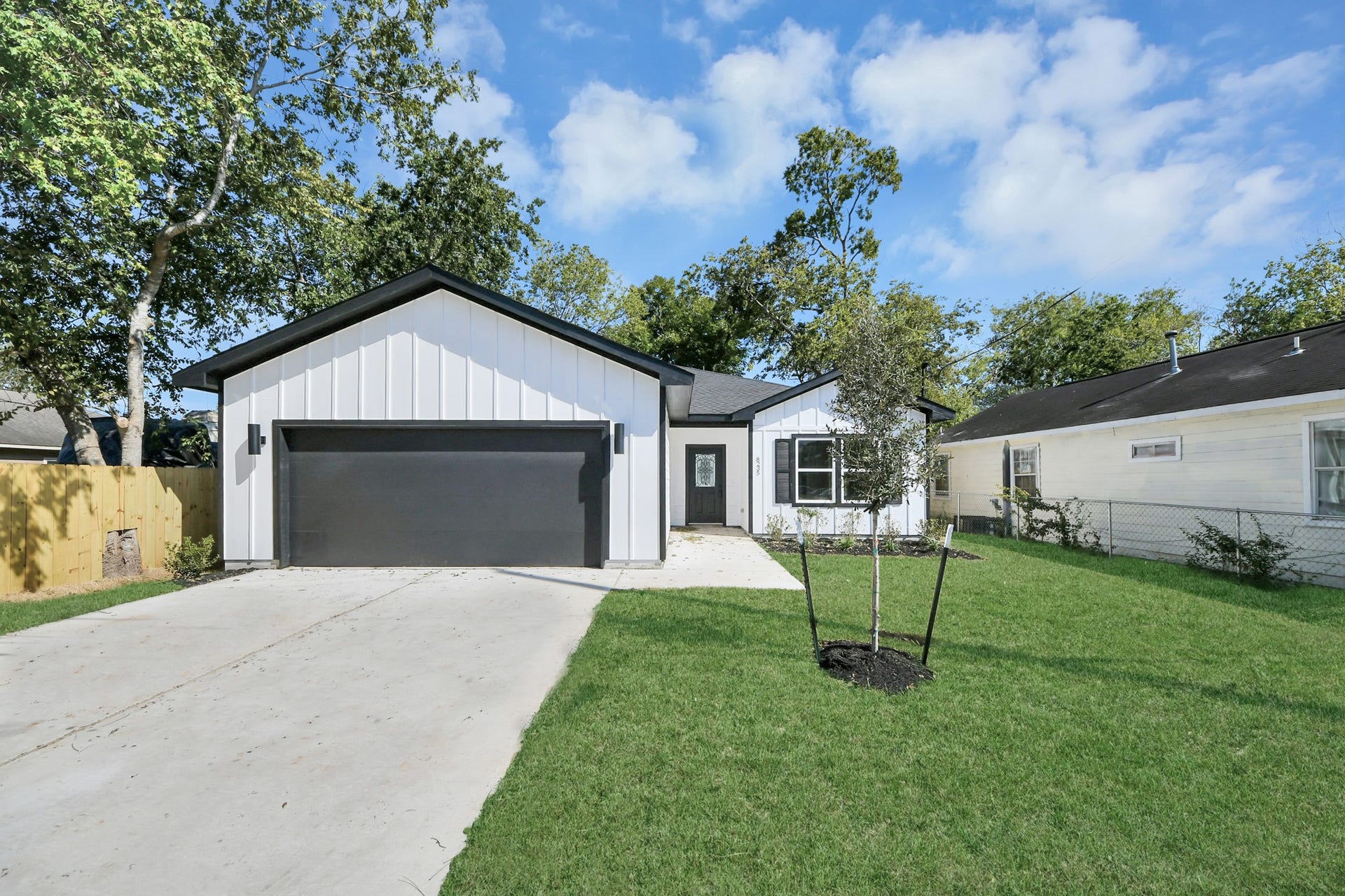 8235 Canyon Street, Houston, TX 77051 8235 Canyon Street, Houston, TX 77051