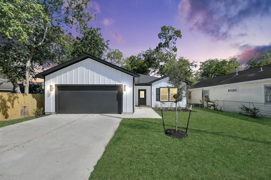 Property photo for 8235 Canyon Street, Houston, TX