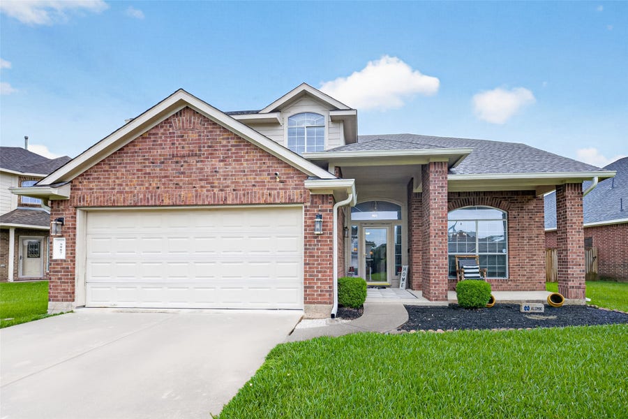 Property photo for 5907 Cypresswood Green Drive, Spring, TX