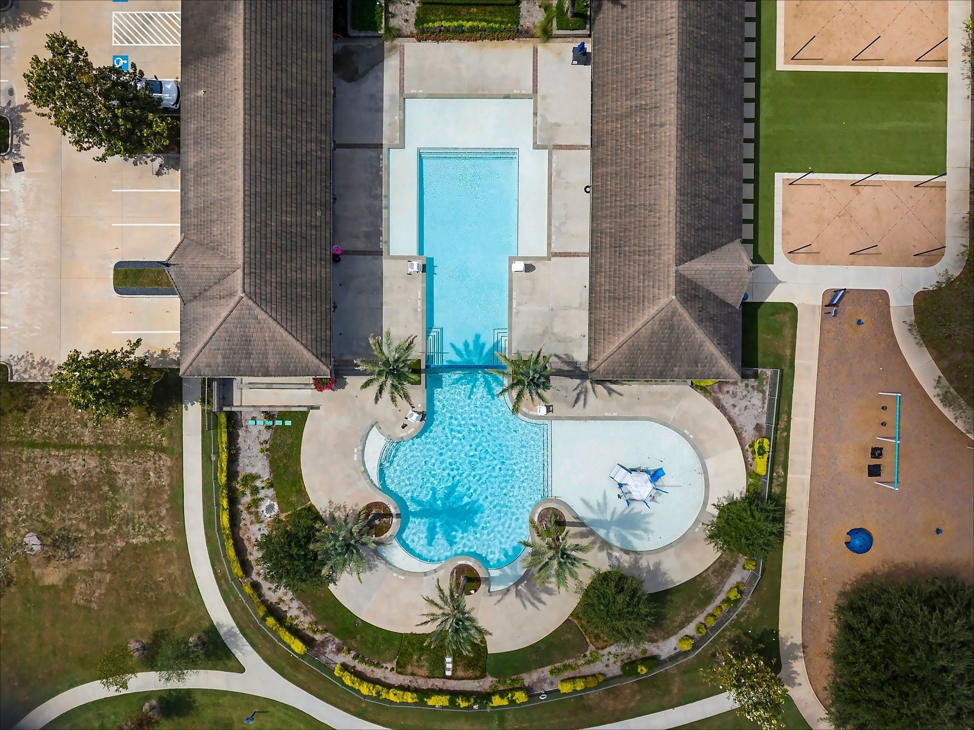 20022 Roan Ardennes Lane, Tomball, TX 77377 Luxury Amenities