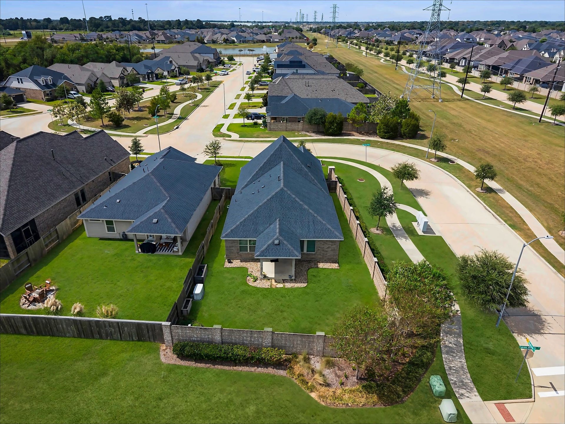 20022 Roan Ardennes Lane, Tomball, TX 77377 20022 Roan Ardennes Lane, Tomball, TX 77377