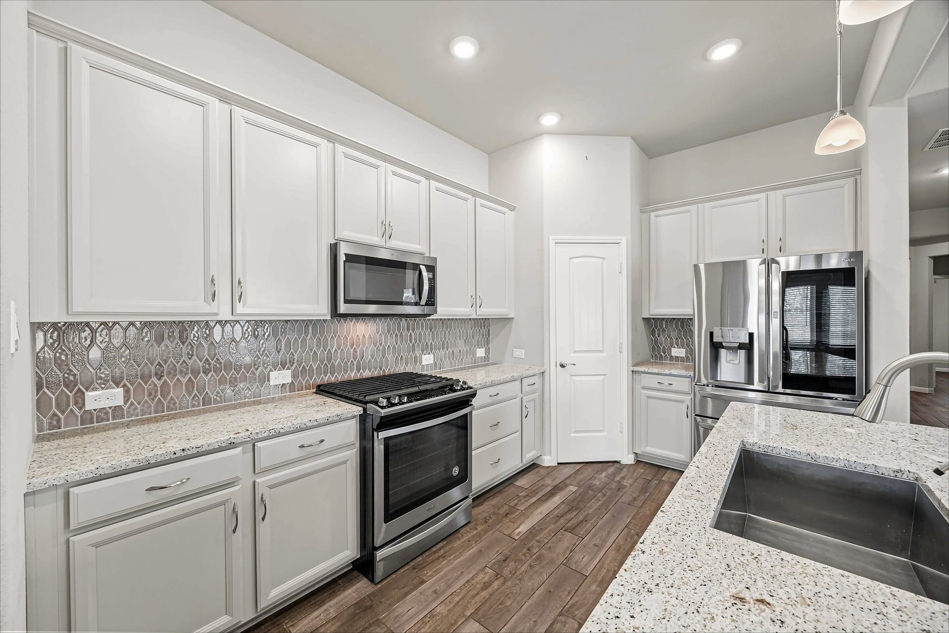 20022 Roan Ardennes Lane, Tomball, TX 77377 20022 Roan Ardennes Lane, Tomball, TX 77377