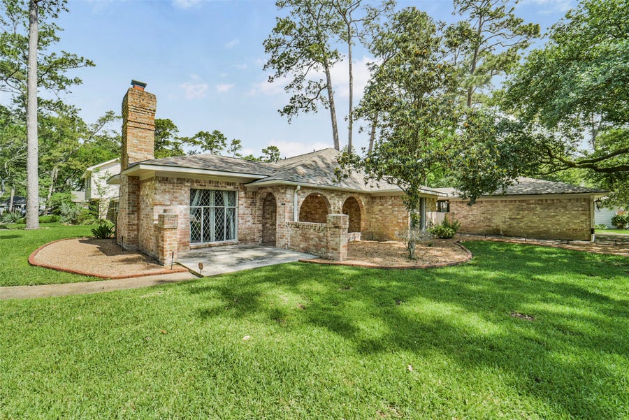 Property photo for 25302 Fairbrook Lane, Spring, TX