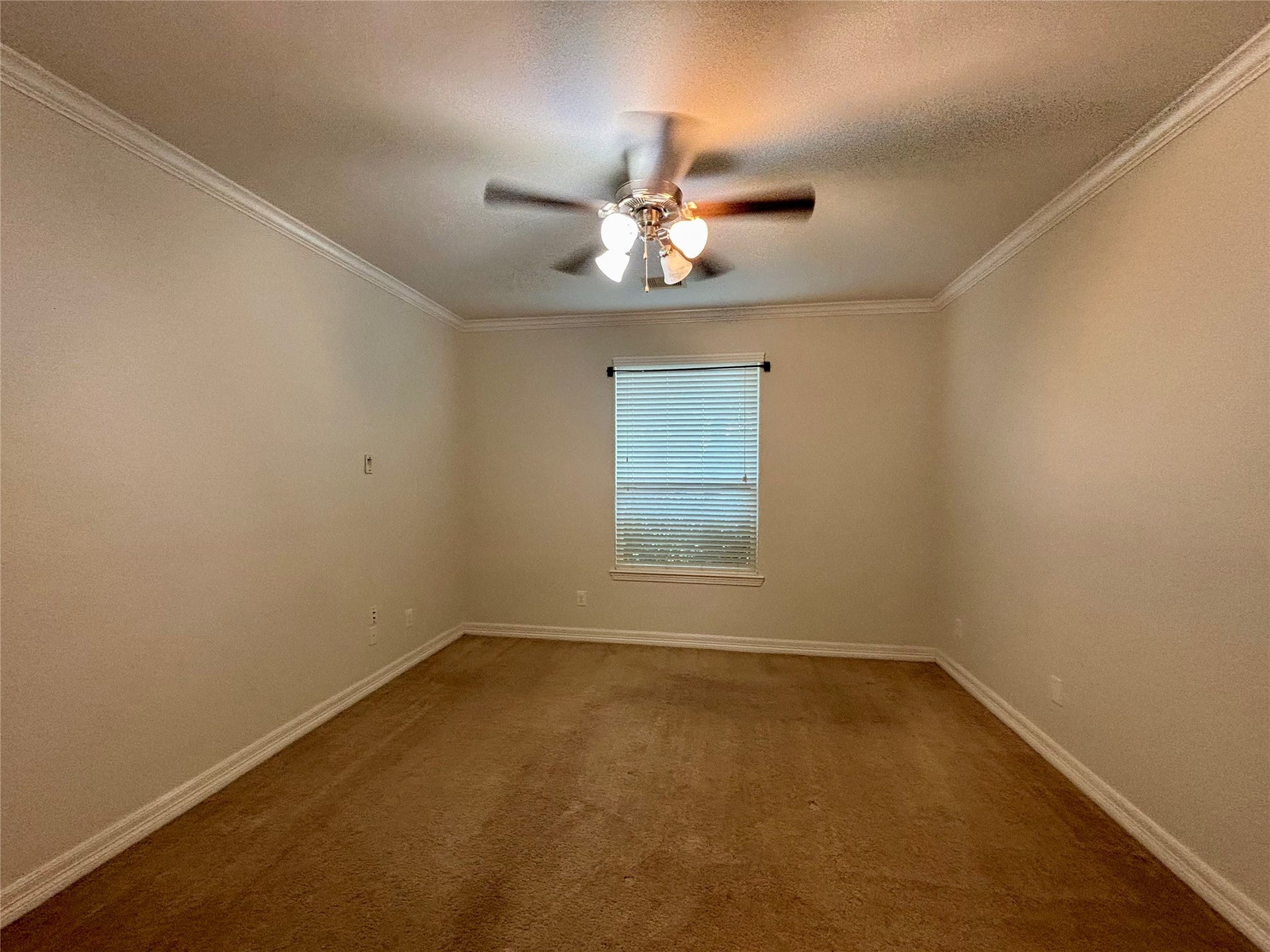 6013 Dublin Lane, Pearland, TX 77581 Bedroom
