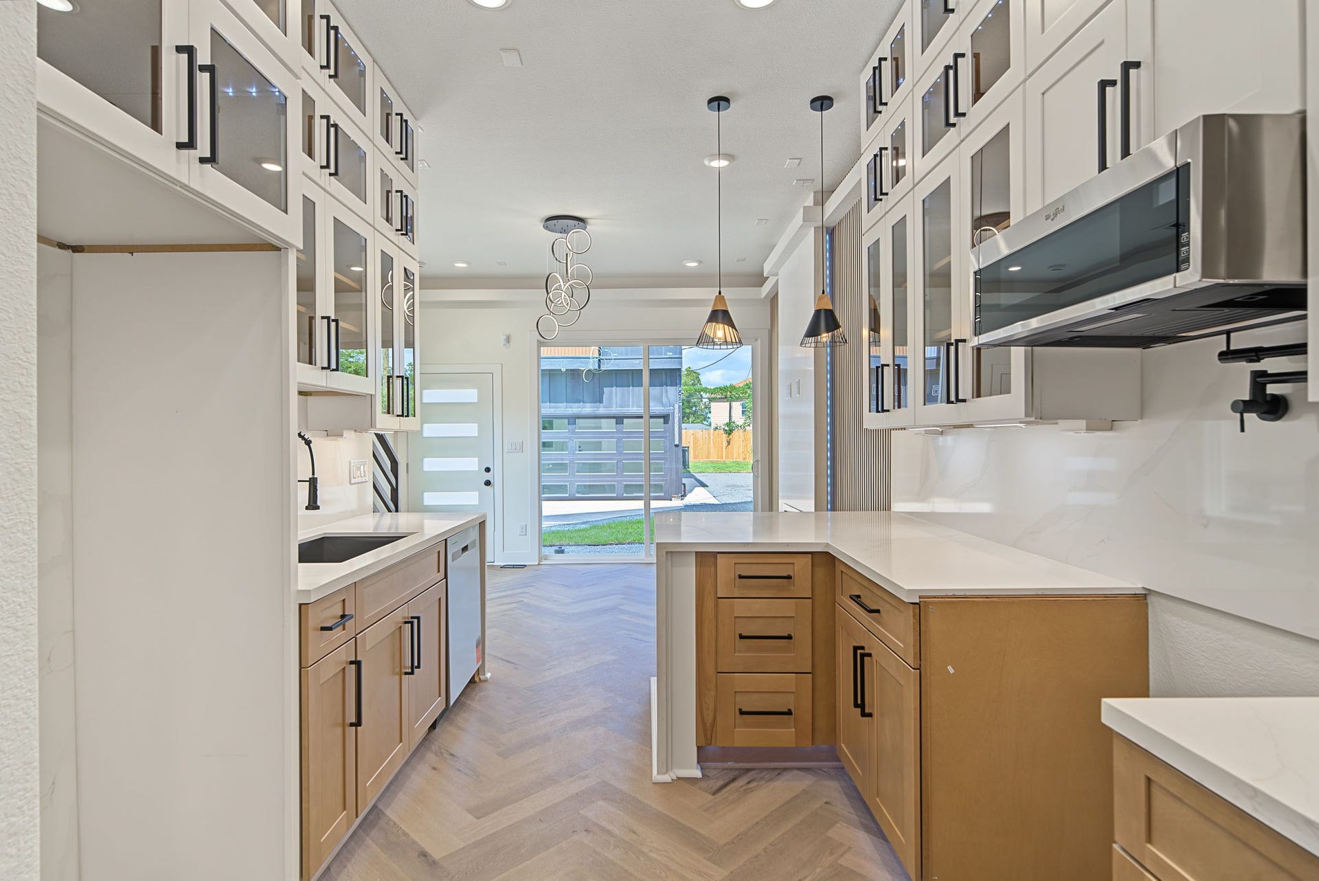 5109 Higgins Street, #ABCD, Houston, TX 77033 5111 Higgins