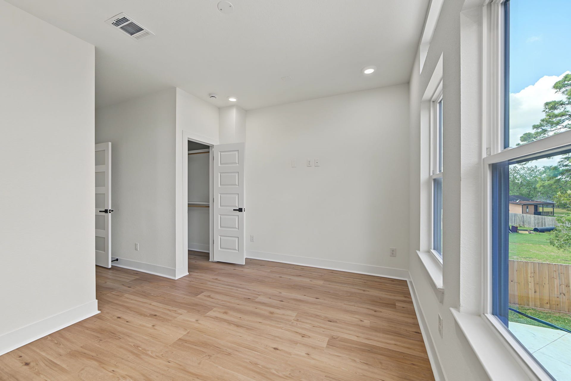 5109 Higgins Street, #ABCD, Houston, TX 77033 5111 Higgins