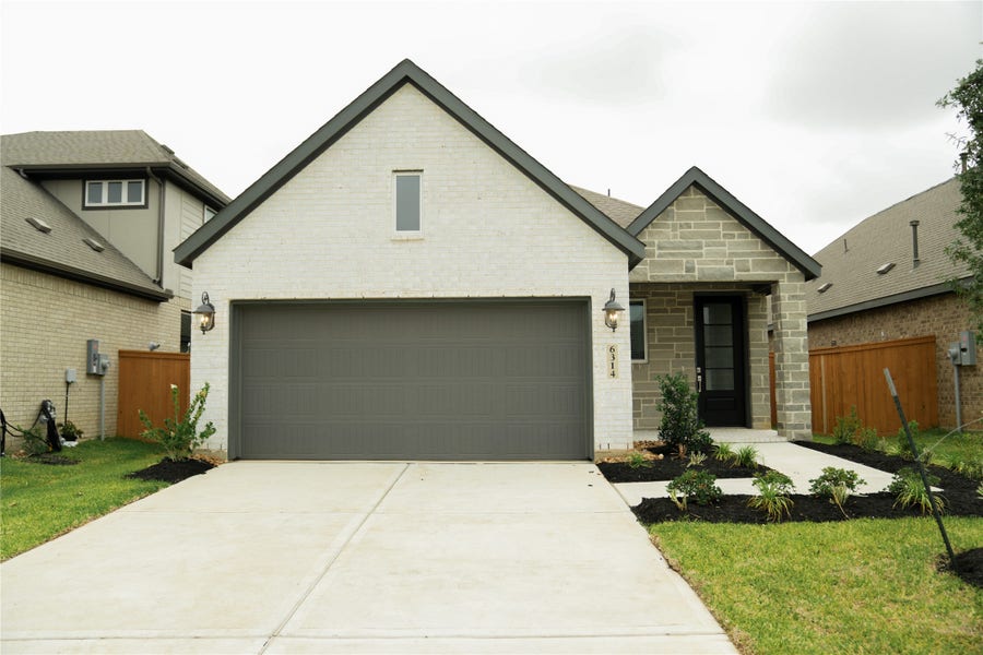 Property photo for 6314 Laguna Terra Drive, Katy, TX