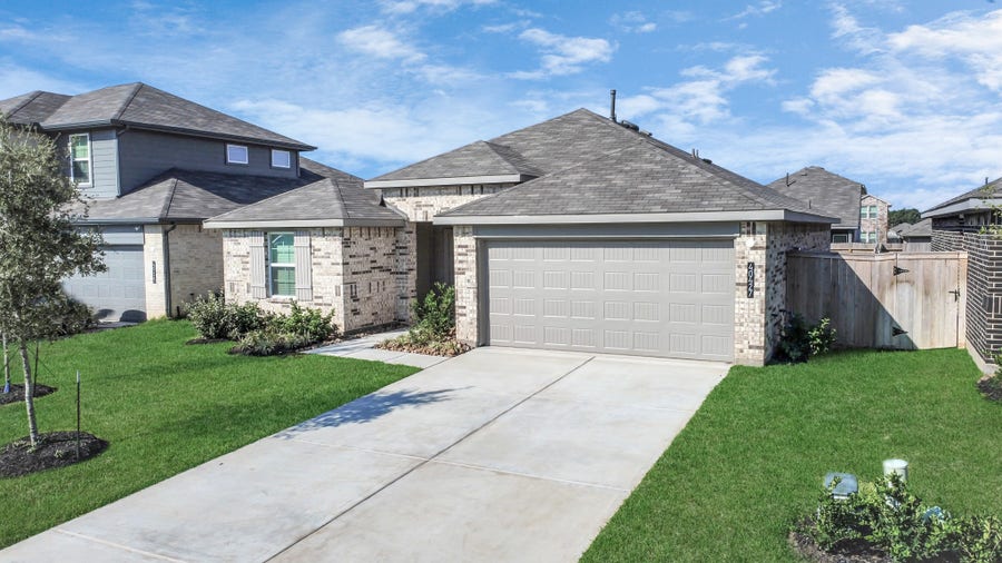 Property photo for 40427 Basalt Elm Road, Magnolia, TX