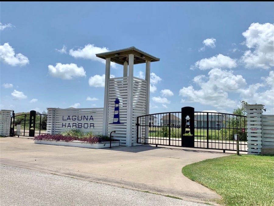 Property photo for 1513 Laguna Harbor Lane, Port Bolivar, TX