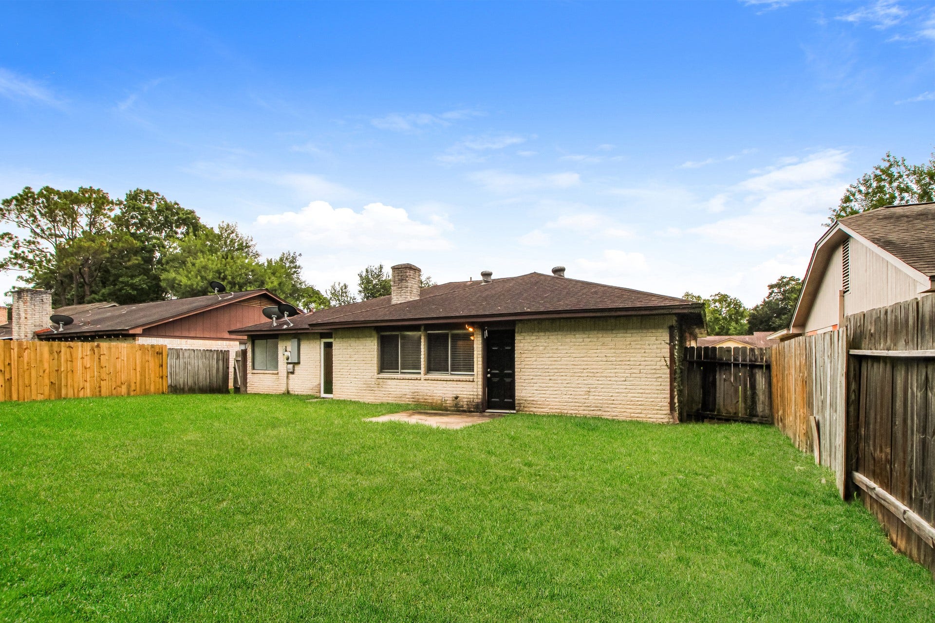 2811 E Birchdale Drive, Missouri City, TX 77489
