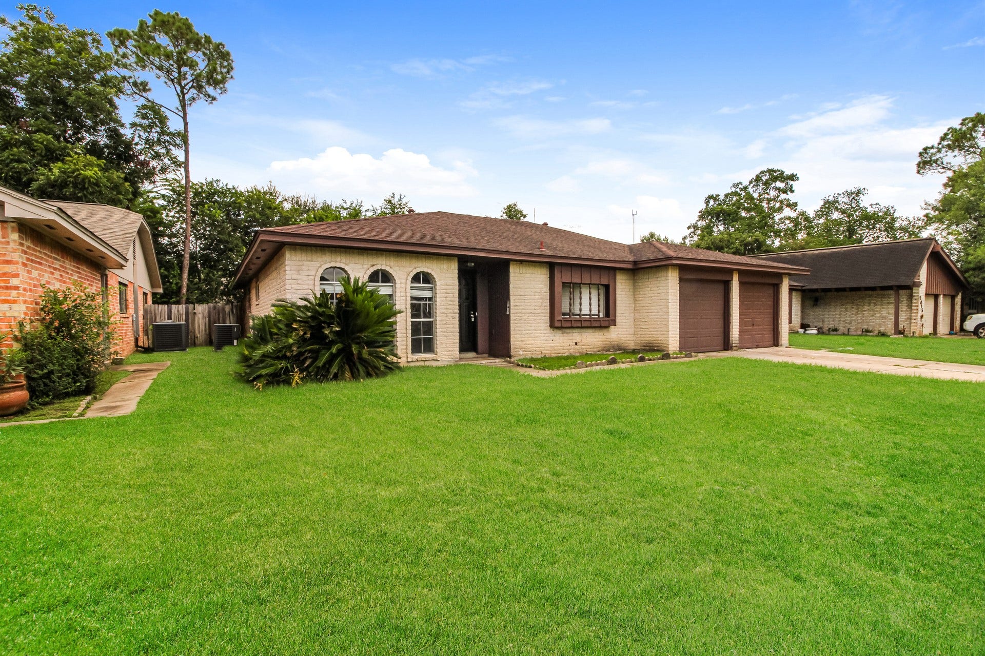 2811 E Birchdale Drive, Missouri City, TX 77489
