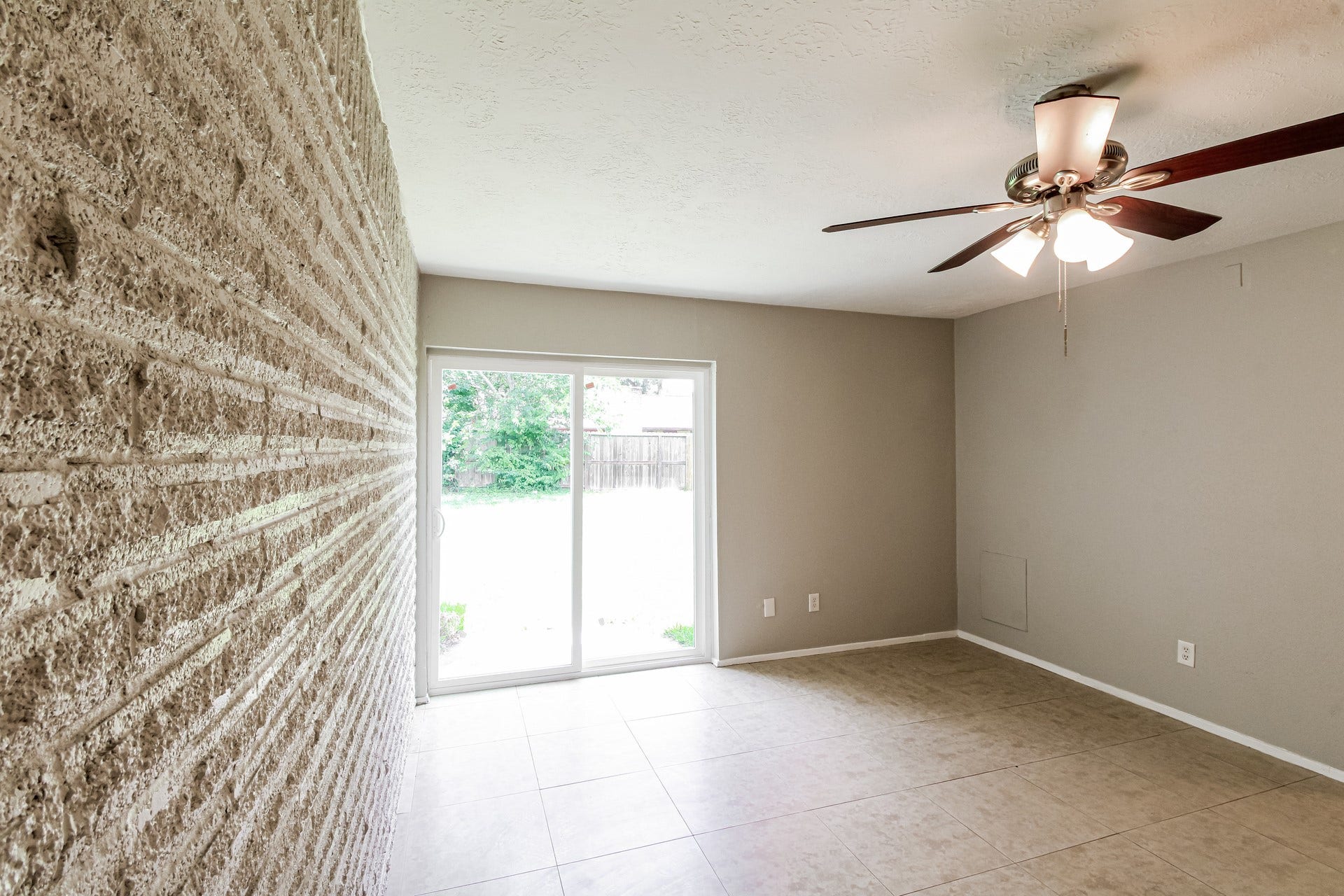 2811 E Birchdale Drive, Missouri City, TX 77489