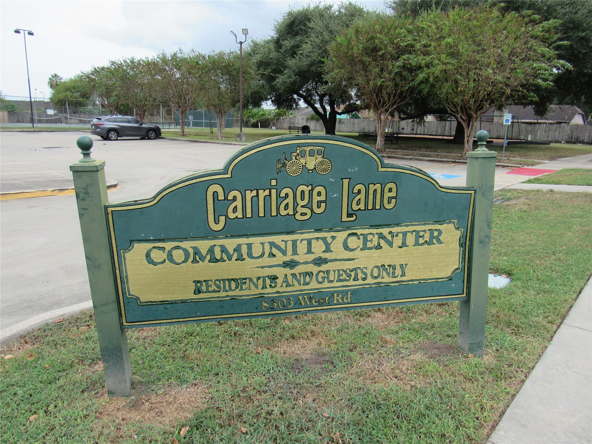 Sign of subdivision Community Center.